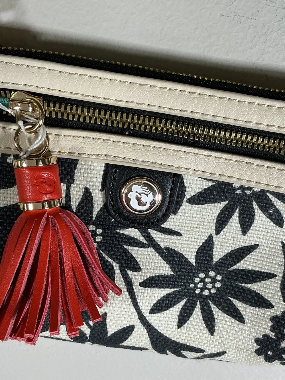 Spartina 449 Daufuskie Island Floral Wristlet Wallet Linen Leather EUC
